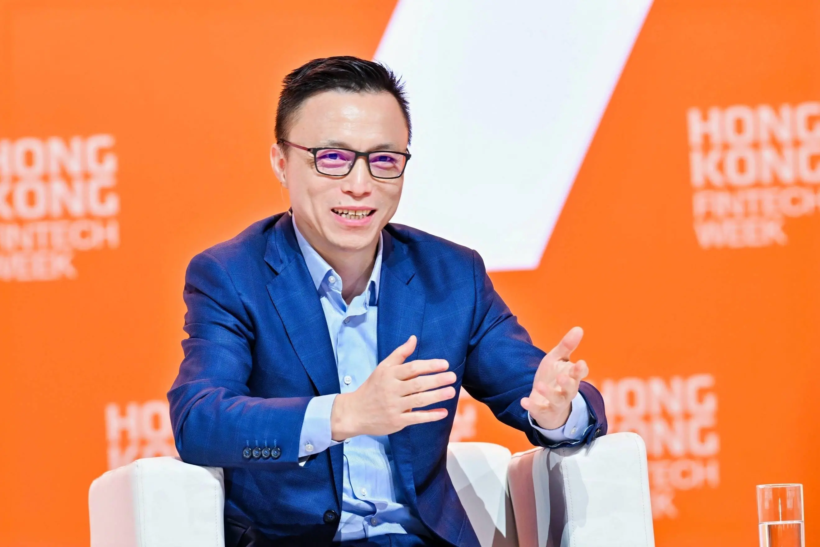 蚂蚁国际拟首批申请香港稳定币牌照，2024 全年资金处理量超万亿美元